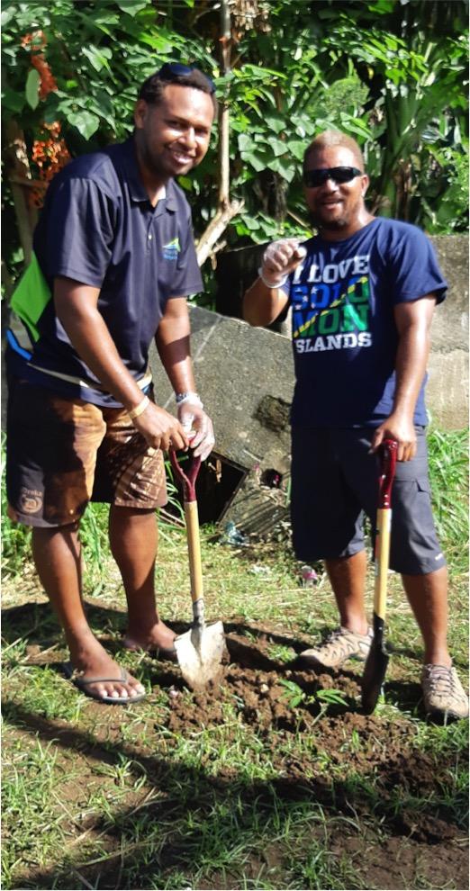 R2R in collaboration with other Stakeholders including Mataniko River Catchment communities involve in planting of trees along the river bank of Mataniko.jpg