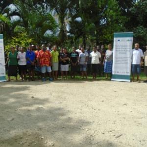 Vanuatu tree planting workshop participants